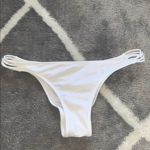 VS bikini bottom size M. Style: super-strappy itsy